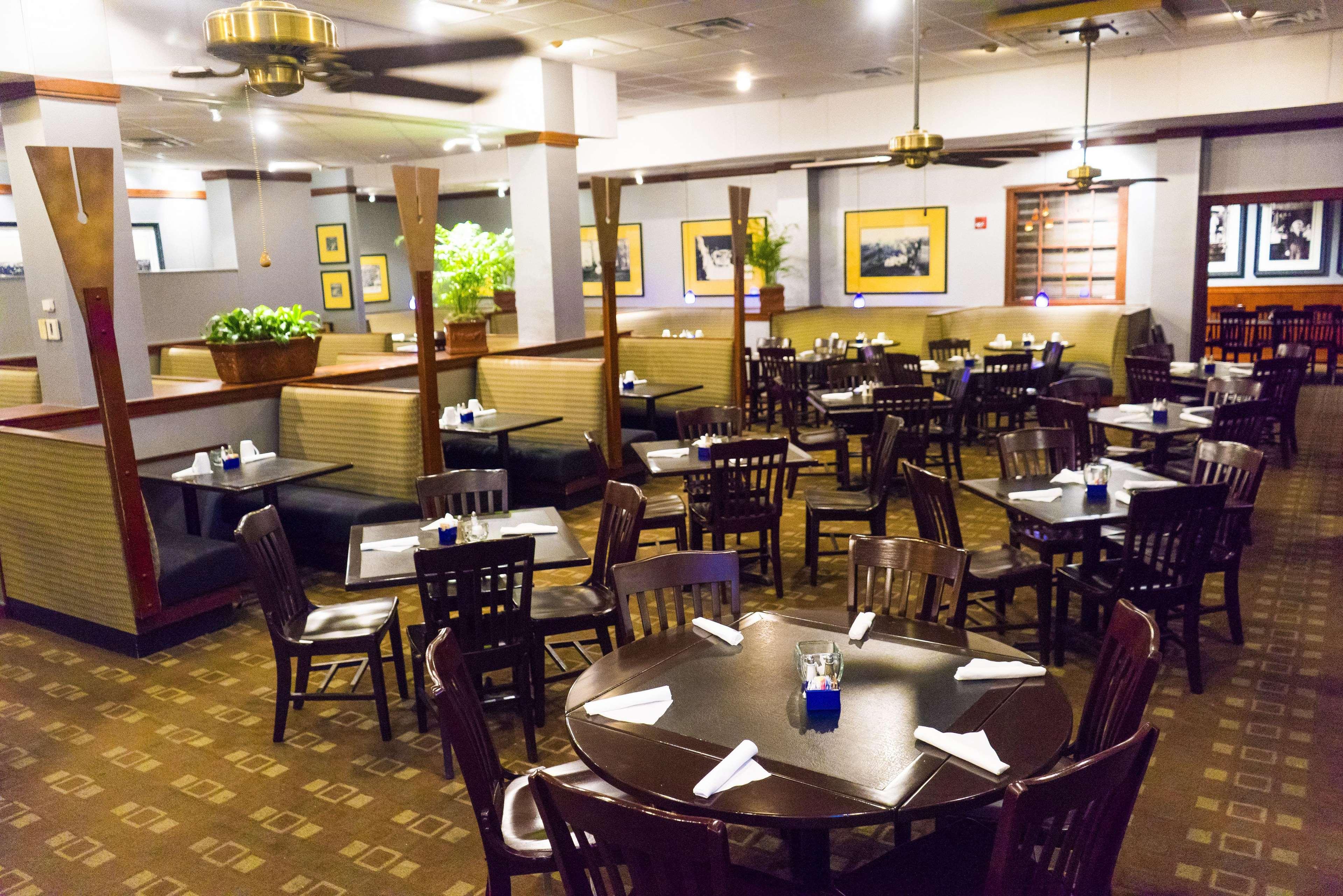 Doubletree By Hilton Hotel Tallahassee Kültér fotó