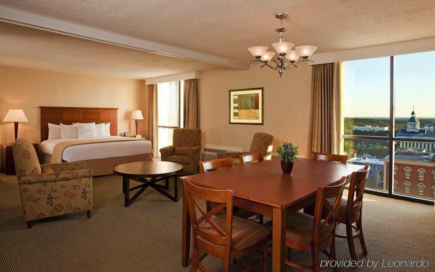 Doubletree By Hilton Hotel Tallahassee Kültér fotó